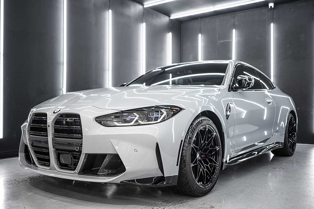 Greyish White 2022 BMW M4 3